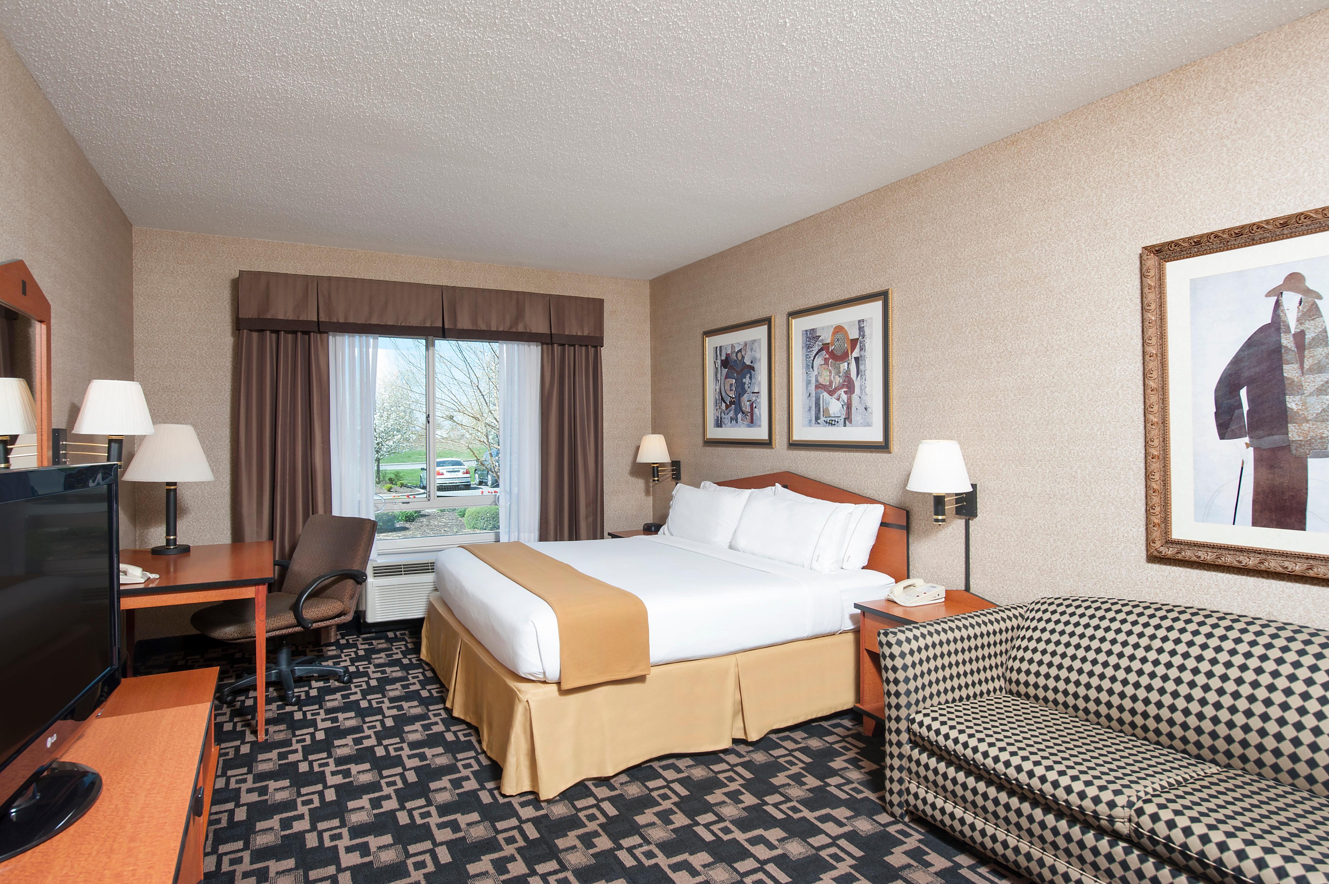 Holiday Inn Express Hotel & Suites Greenwood Exteriör bild