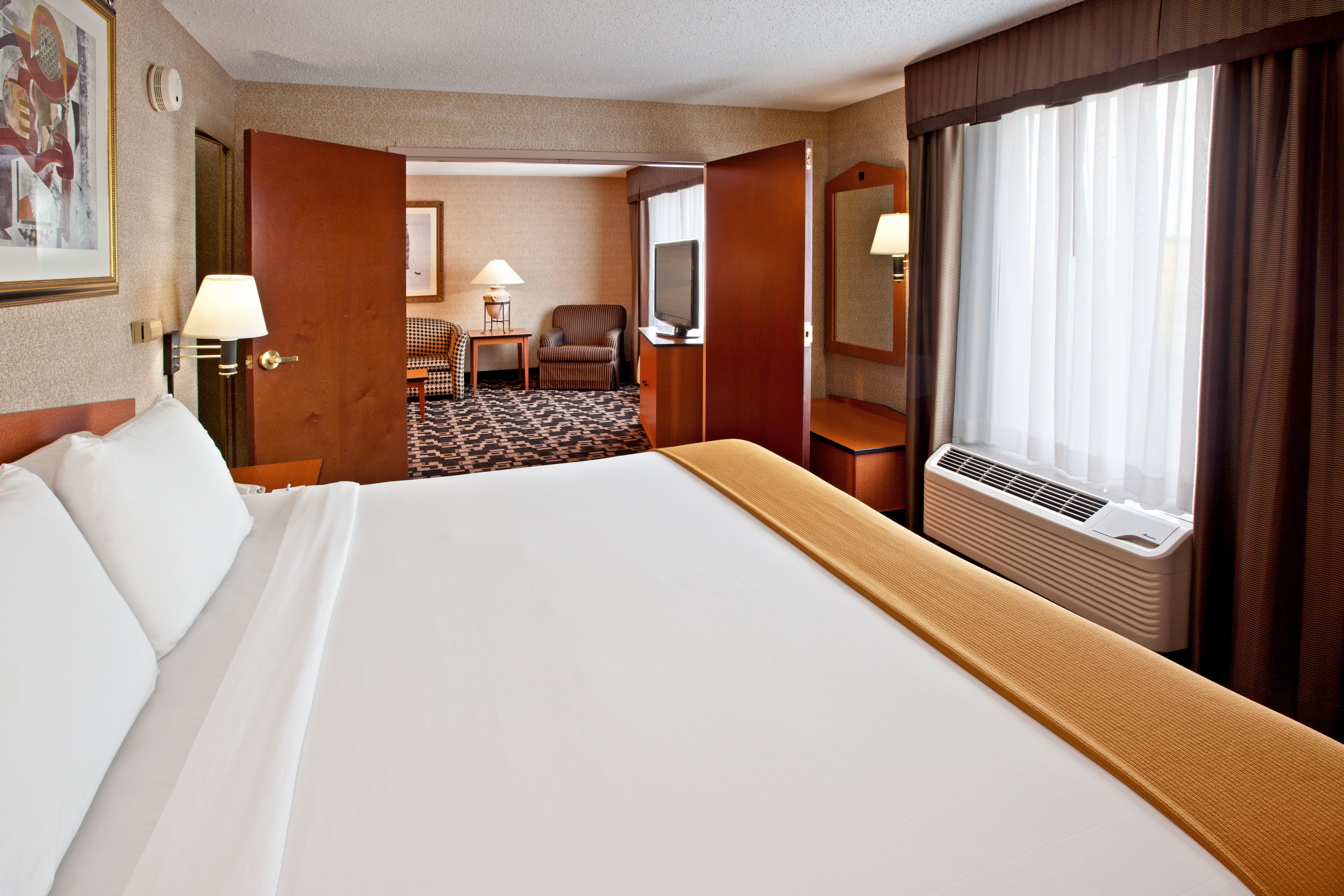 Holiday Inn Express Hotel & Suites Greenwood Rum bild