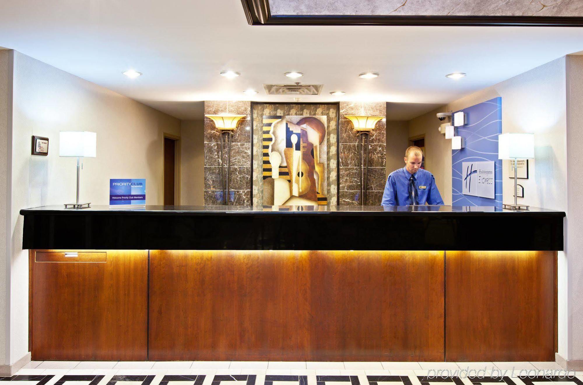 Holiday Inn Express Hotel & Suites Greenwood Inreriör bild